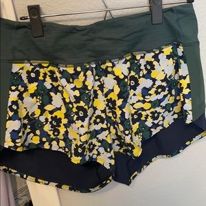 Outdoor voices shorts